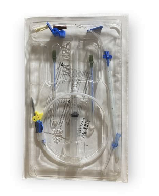 Catéter para manometría anorrectal calibre 4.5 Fr y 140 cm de longitud con balón y conexión luer lock para cada canal con separación de 1 cm entre ellos. Estéril y desechable. No. de canales: 4 Tamaño: Pediátrico. Pieza.